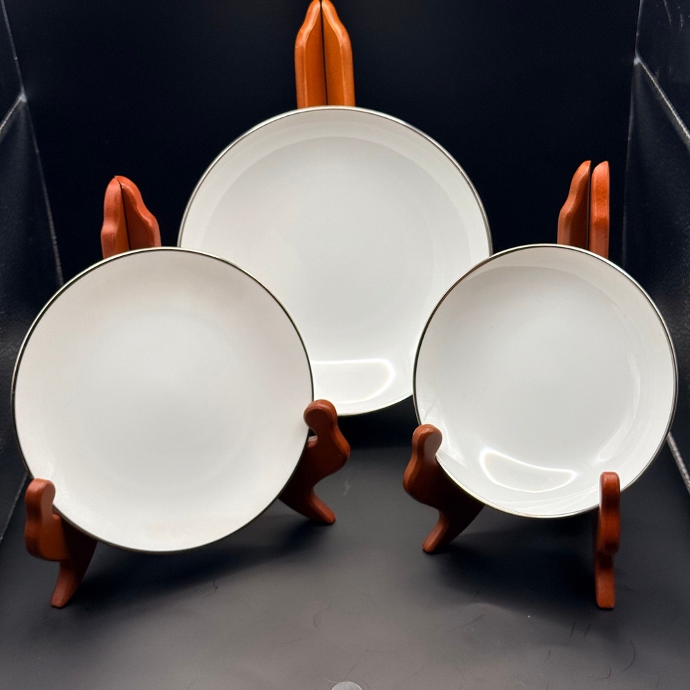 Noritake Japan White Porcelain Silver Trim Dinner Plates and Bowls Set 18 Piece